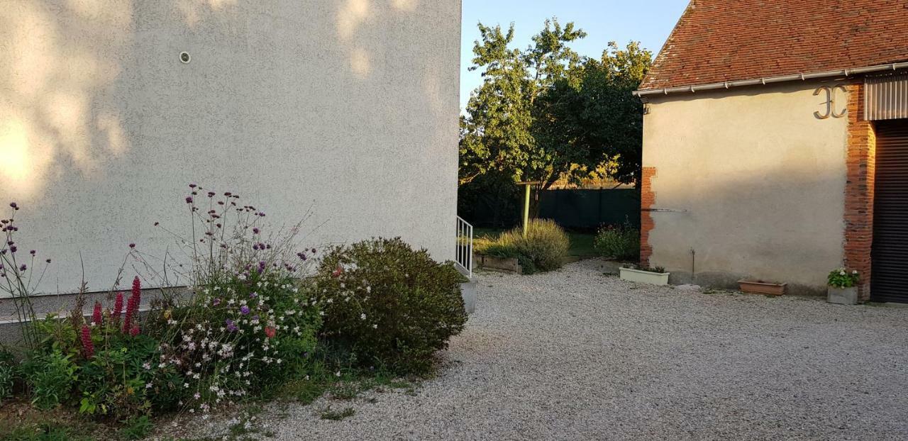 Gite Du Luat Vert-en-Drouais Eksteriør bilde